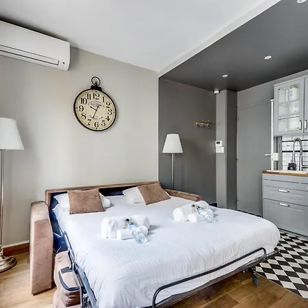 Ac & 10min From Marais & Fully Equipped *