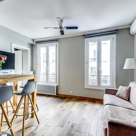 Ac & 10min From Marais & Fully Equipped דירה *